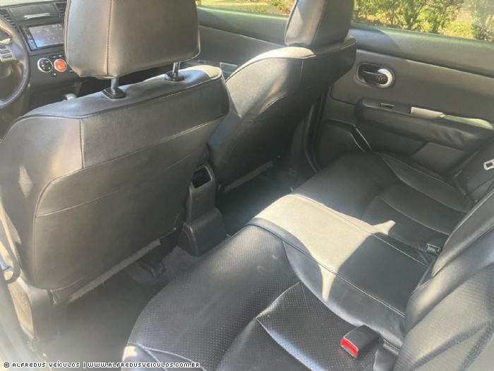 Nissan TIIDA SL 1.8 FLEX 2011/2012